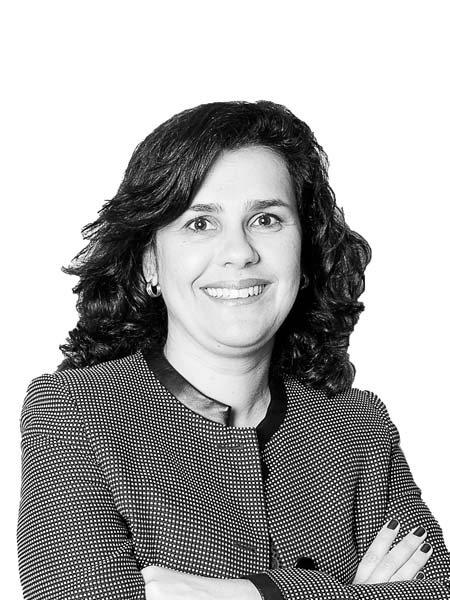 Marcia Castro,Diretora, Capital Markets